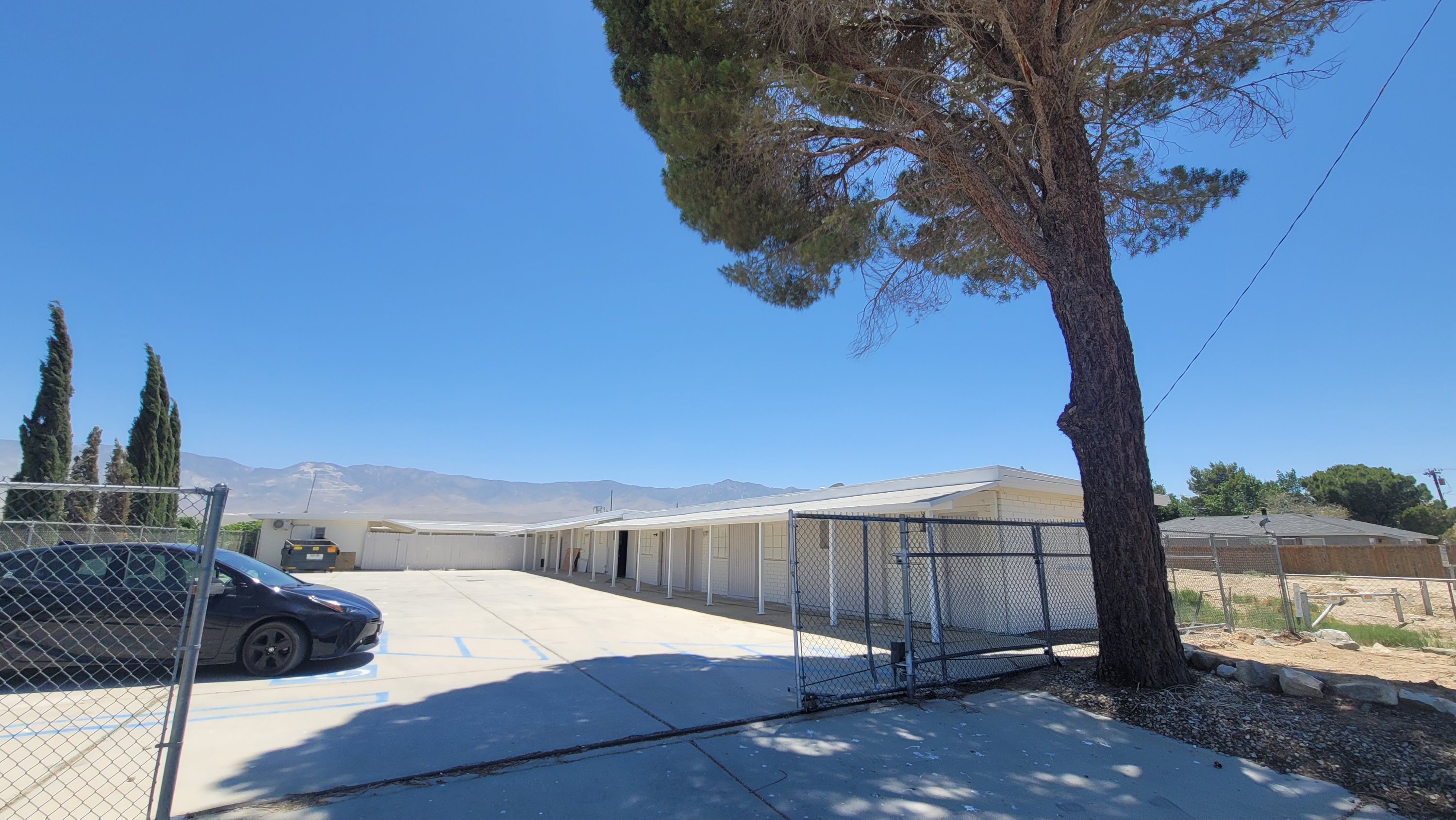 Property main image